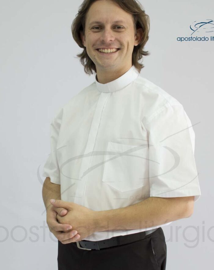 Camisa Easy Care Branca Manga Curta Frente Meio Corpo | Apostolado Litúrgico Brasil
